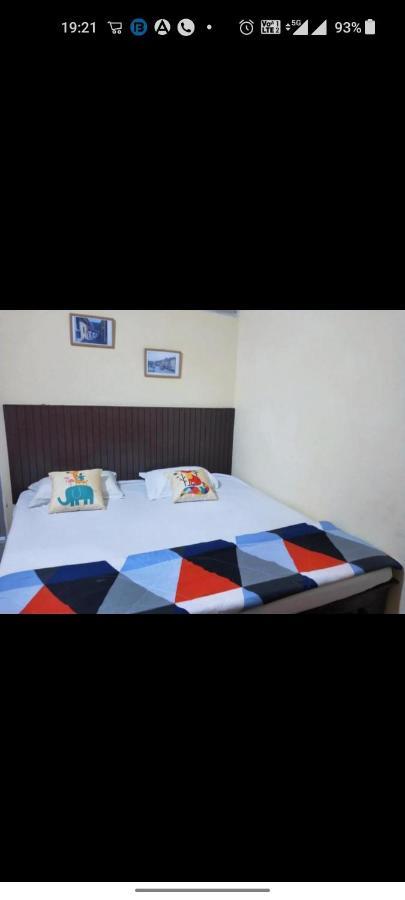 Mini Homestay Khajuraho Bagian luar foto