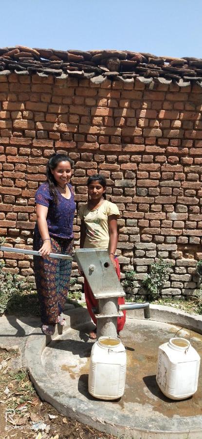 Mini Homestay Khajuraho Bagian luar foto